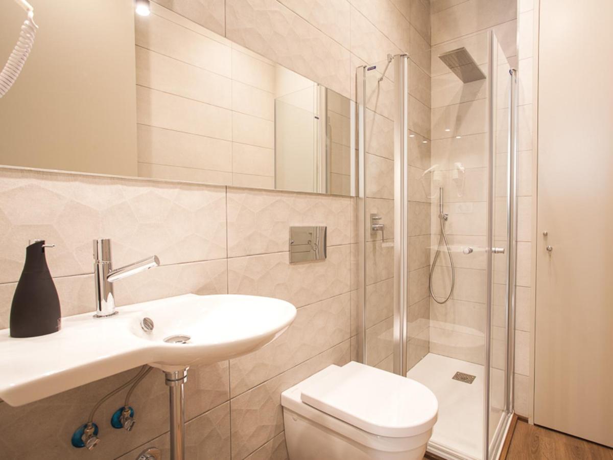 Del Parque Flats Santos Exclusive Leilighet Málaga Eksteriør bilde